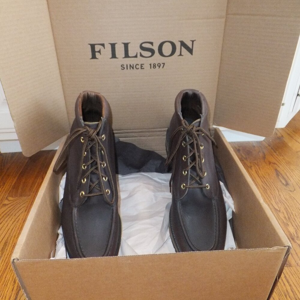 Filson Men's Upland Boots 10.5   NEW IN BOX